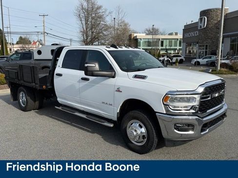 Used 2024 RAM 3500 SLT w/ Quick Order Package 2YG SLT image 3