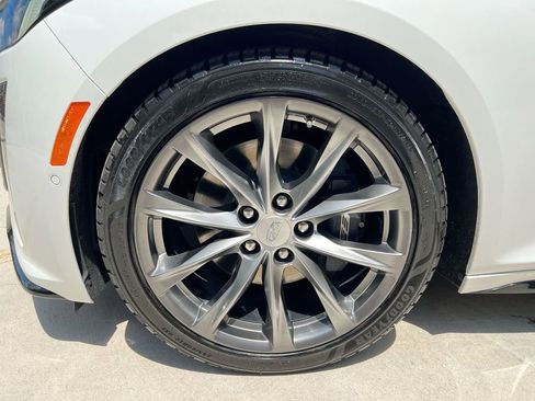 Used 2023 Cadillac CT5 V w/ Platinum Package RWD image 9