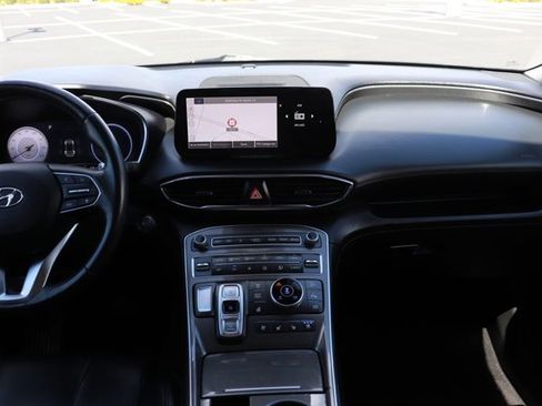 Used 2023 Hyundai Santa Fe Limited image 15