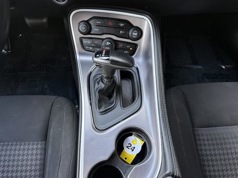 Used 2020 Dodge Challenger SXT RWD image 22