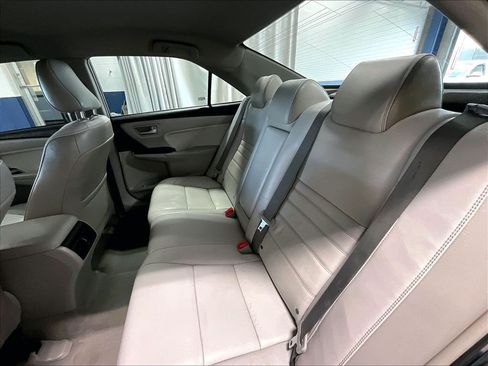 Used 2016 Toyota Camry XLE FWD image 15