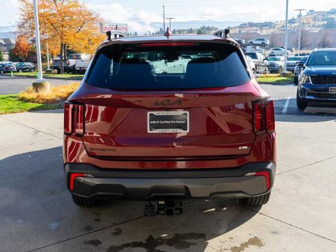 Certified 2025 Kia Sorento SX image 6