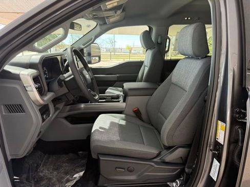 New 2026 Ford F250 XLT w/ FX4 Off-Road Package AWD/4WD image 13