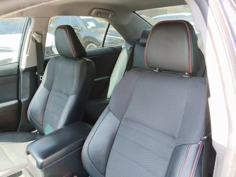 Used 2017 Toyota Camry SE FWD image 7