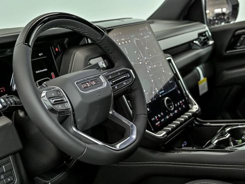 New 2026 GMC Yukon Elevation w/ Elevation Premium Package AWD/4WD image 12