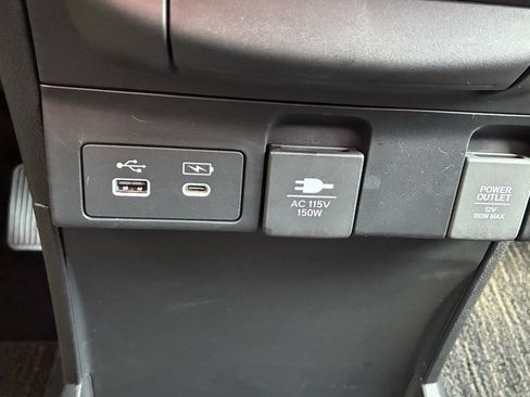 Certified 2026 Honda Odyssey Elite image 25
