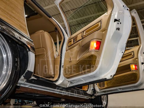 Used 1992 Buick Roadmaster Estate image 70