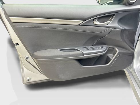 Used 2021 Honda Civic EX image 31