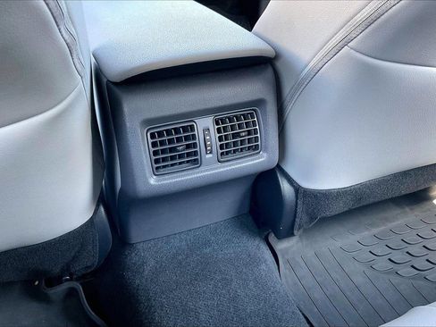 Used 2024 Toyota Camry SE w/ Audio Upgrade Package FWD image 16