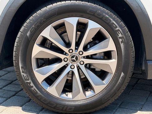 Used 2020 Mercedes-Benz GLE 350 4MATIC image 13