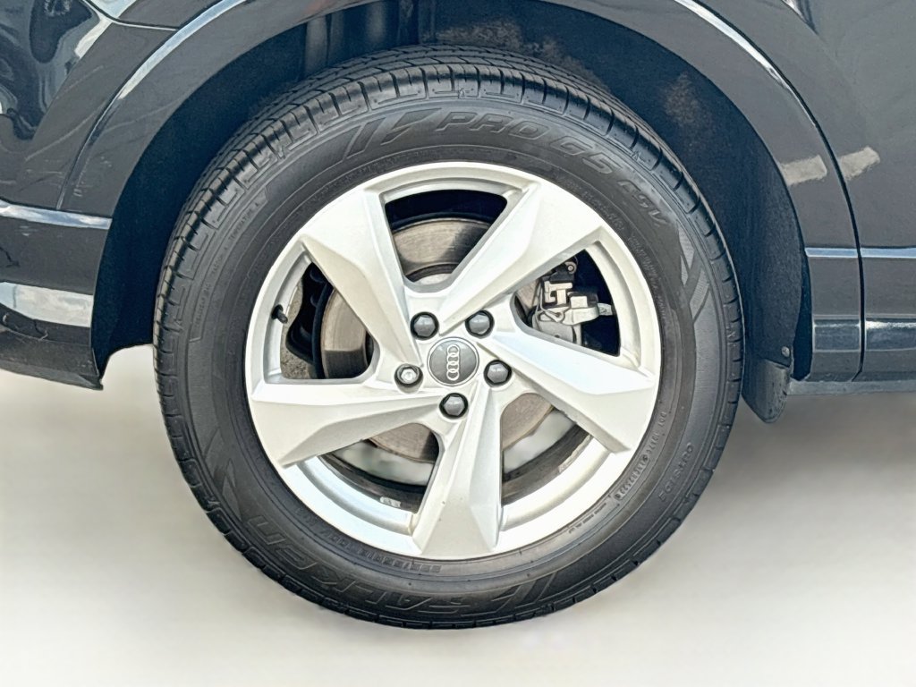 Used 2020 Audi Q3 2.0T Premium AWD/4WD image 33