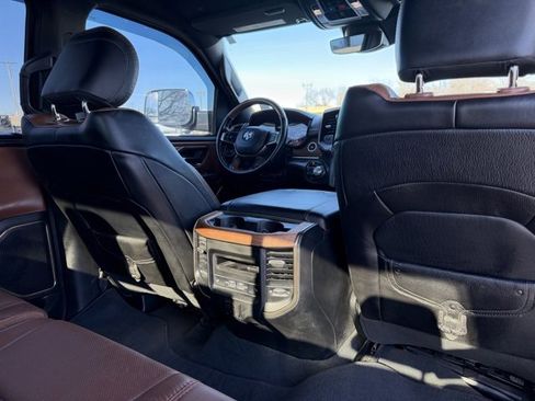 Used 2022 RAM 1500 Limited w/ Body Color Bumper Group image 13