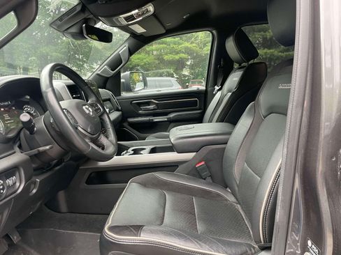 Used 2023 RAM 1500 Laramie AWD/4WD image 16