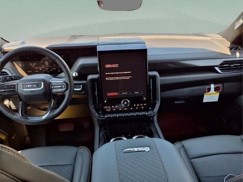 New 2026 GMC Yukon AT4 w/ AT4 Premium Package AWD/4WD image 19