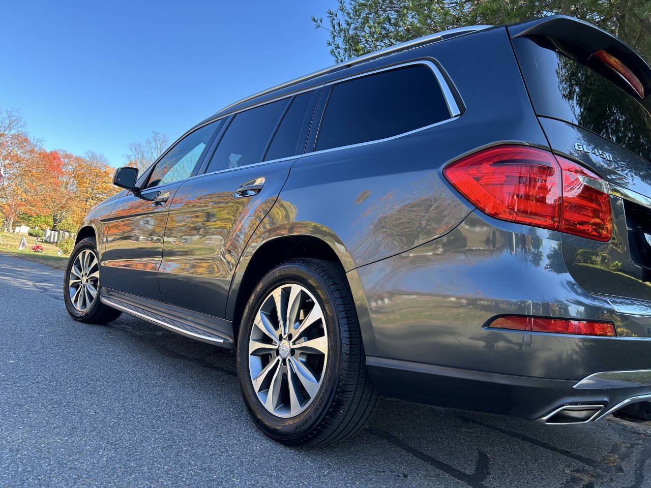 Used 2016 Mercedes-Benz GL 450 4MATIC image 4