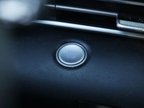 Used 2023 Hyundai Elantra SEL w/ Cargo Package image 21