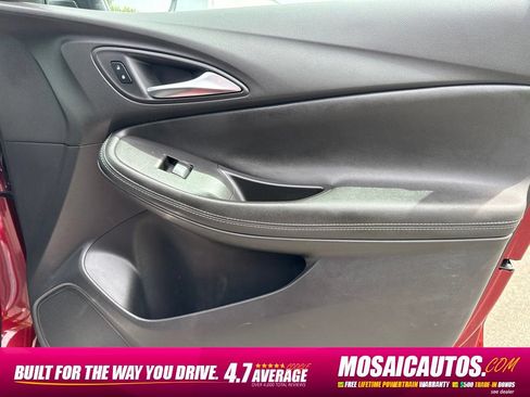 Used 2023 Buick Encore GX Select AWD/4WD image 9