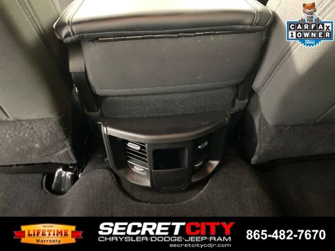 Used 2025 RAM 2500 Big Horn AWD/4WD image 25