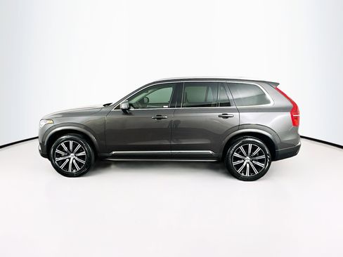 Used 2024 Volvo XC90 B5 Core w/ Protection Package Premier image 4