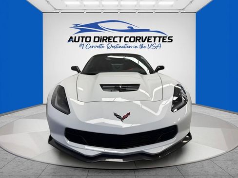 Used 2015 Chevrolet Corvette Z06 w/ 3LZ Preferred Equipment Group RWD image 26