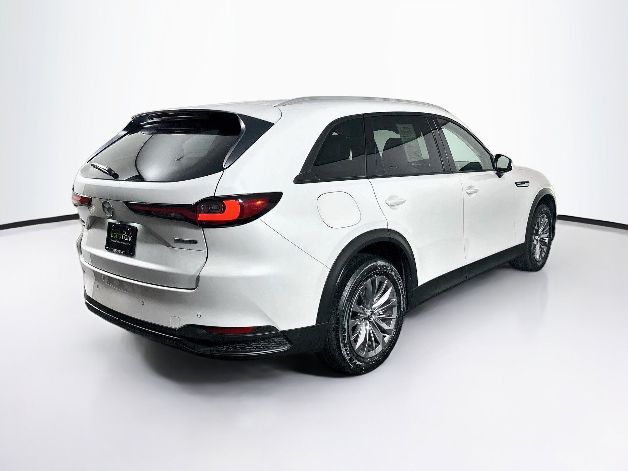 Used 2025 MAZDA CX-90 Plug-In Hybrid w/ Preferred AWD/4WD image 9