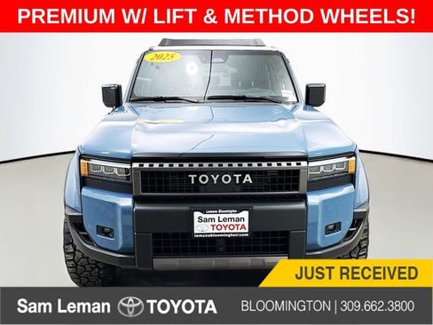 Used 2025 Toyota Land Cruiser image 2