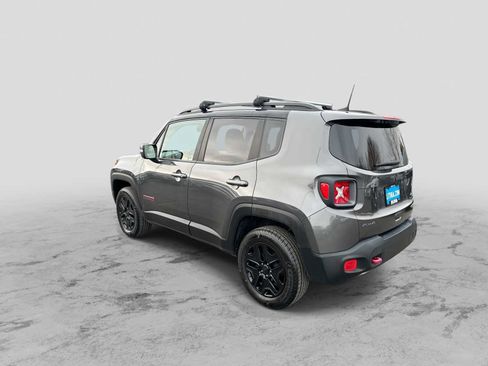 Certified 2018 Jeep Renegade Trailhawk w/ Cold Weather Group II image 6