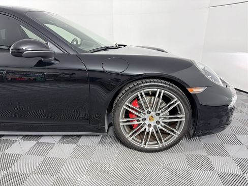 Certified 2015 Porsche 911 Carrera 4S image 12