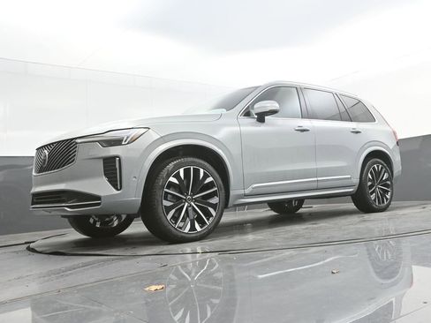 New 2026 Volvo XC90 B6 Plus w/ Protection Package Premier AWD/4WD image 31