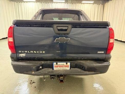 Used 2007 Chevrolet Avalanche LT w/ LT Preferred Equipment Group AWD/4WD image 7