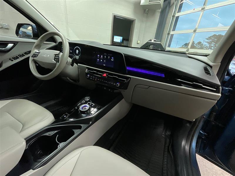 Used 2023 Kia Niro Wind FWD image 31
