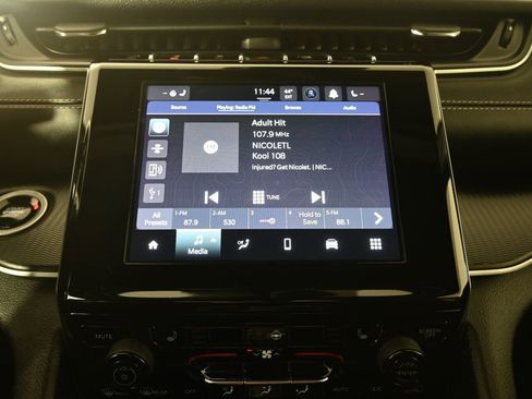 Used 2024 Jeep Grand Cherokee L Laredo image 27