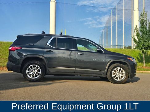 Used 2020 Chevrolet Traverse LT AWD/4WD image 2