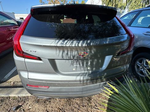 Used 2023 Cadillac XT4 Premium Luxury image 4