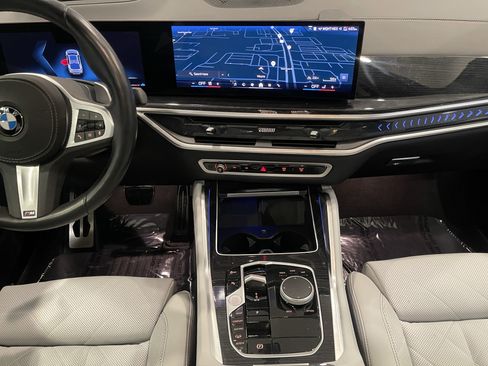 Used 2024 BMW X6 xDrive40i w/ Premium Package image 18