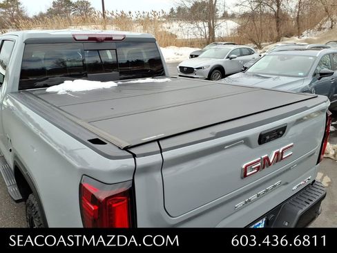 Used 2024 GMC Sierra 1500 AT4X image 5