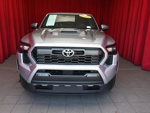 Certified 2025 Toyota Tacoma TRD Sport image 9