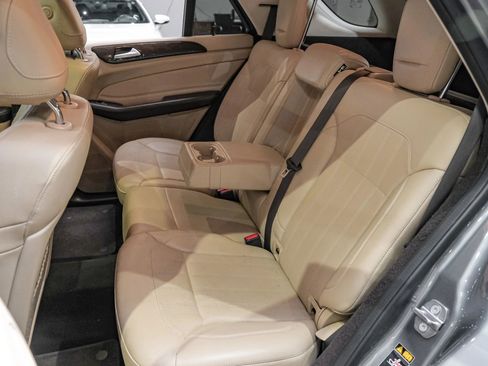 Used 2018 Mercedes-Benz GLE 350 image 35