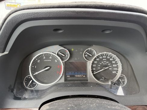 Used 2014 Toyota Tundra Limited image 23