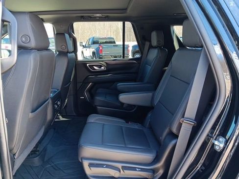 Used 2023 Chevrolet Tahoe Z71 w/ Luxury Package image 10