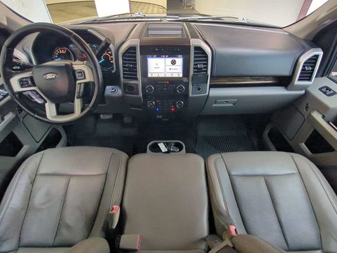 Used 2018 Ford F150 Lariat RWD image 17