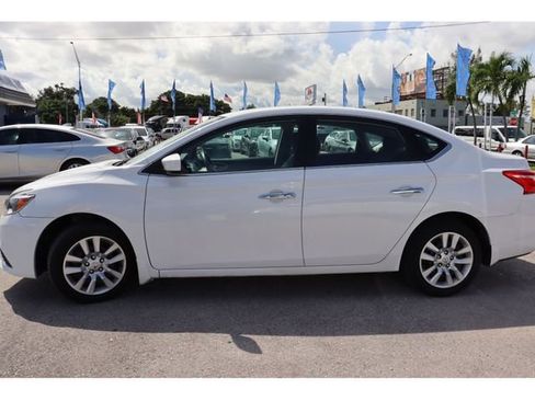 Used 2019 Nissan Sentra SV image 7