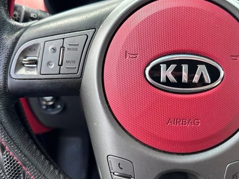 Used 2011 Kia Soul Sport FWD image 18