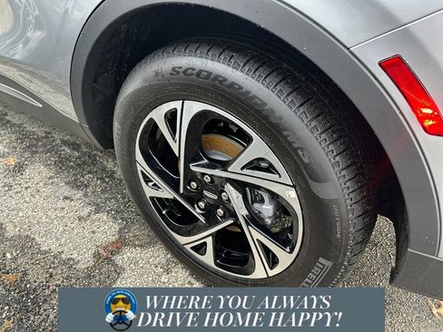 New 2026 Lincoln Nautilus Premier image 26