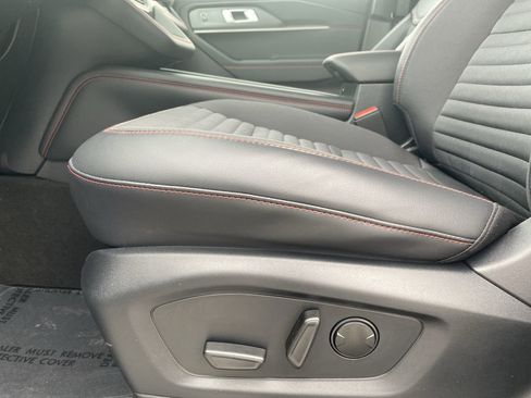 New 2026 Ford Explorer ST-Line w/ ST-Line Street Pack RWD image 20