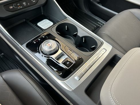 New 2026 Kia Carnival EX FWD image 26