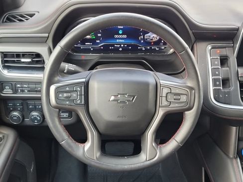 Used 2022 Chevrolet Suburban RST w/ Sport Performance Package AWD/4WD image 11