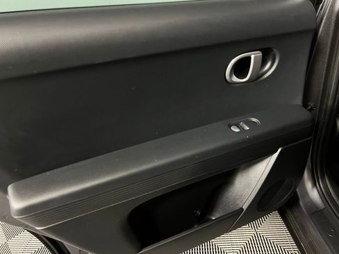 Used 2024 Hyundai Ioniq 5 SEL image 27