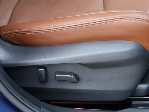 Used 2021 Subaru Outback Touring XT image 11