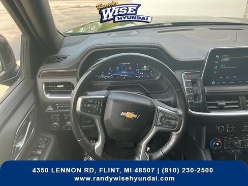 Used 2022 Chevrolet Tahoe LT AWD/4WD image 16